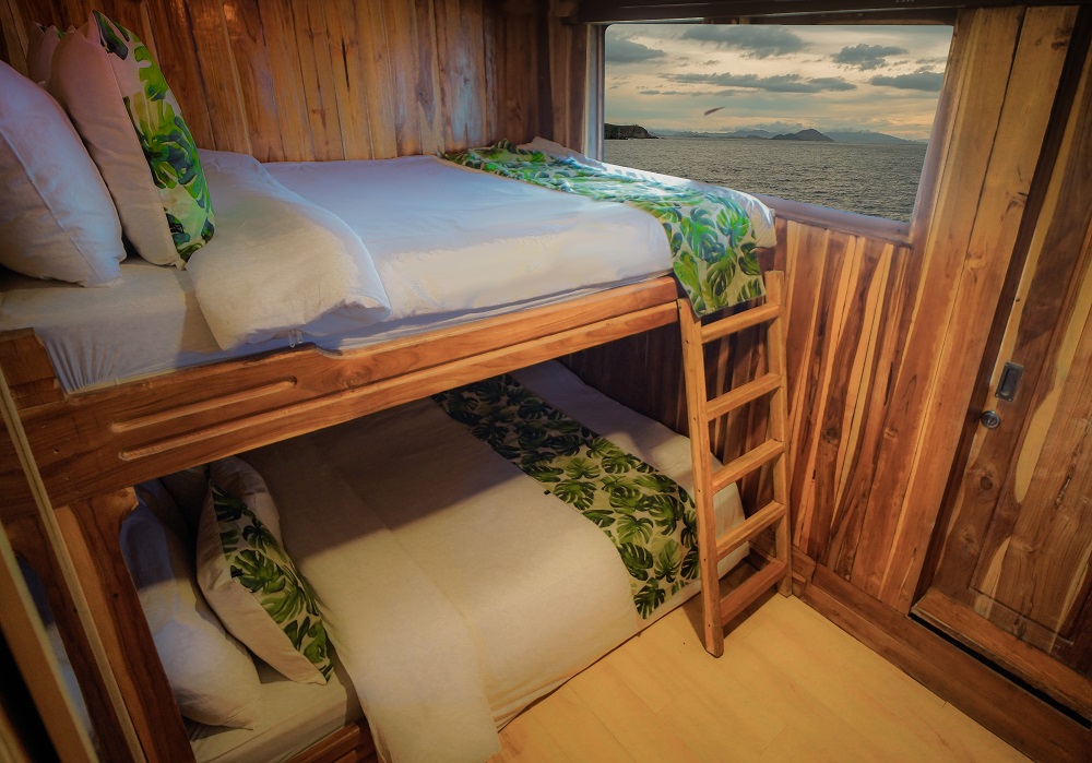 FAMILY CABIN