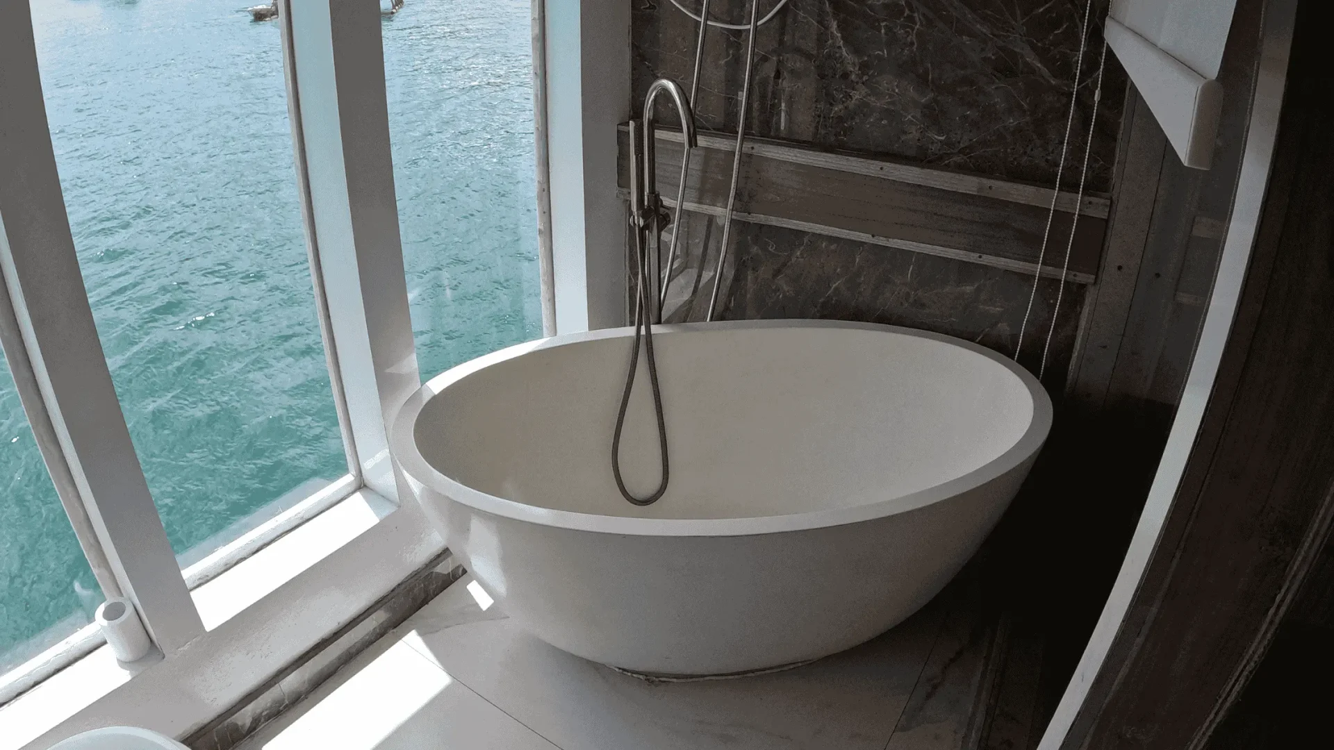 ulla-suite bathroom