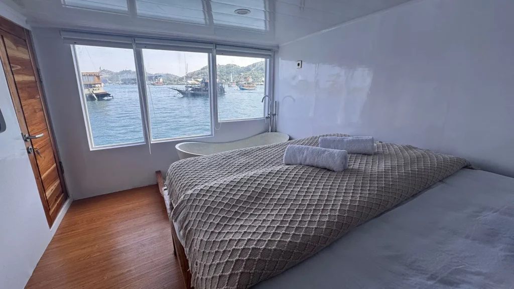 zen royal cabin